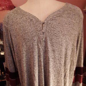 Maurices size 2, 24/7 Top NWOT